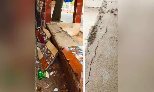 Kerala : बस वेटिंग एरिया की सीटें खराब कर दी गई Kerala : बस वेटिंग एरिया की सीटें खराब कर दी गई