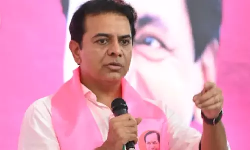 Telangana सरकार 5 लाख करोड़ रुपये की इंडस्ट्रियल ज़मीन बेच रही है: केटीआर
