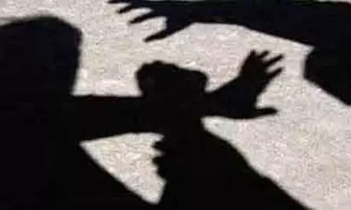 Jabalpur में युवक को नंगा करके बेरहमी से पीटा गया; जांच शुरू