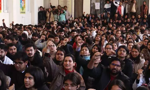 Himachal: डॉक्टर हड़ताल पर, पूरे राज्य में मरीज़ों की देखभाल प्रभावित