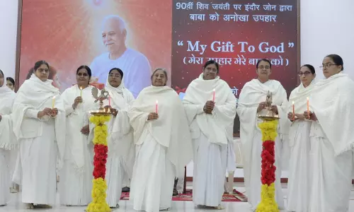 आओ मन से पुरानी बातों को विदाई दें, प्रोजेक्ट का ब्रह्माकुमारी दीदियों ने किया उद्घाटन