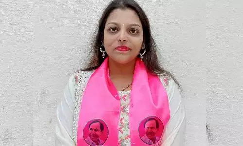 BRS NRI उपाध्यक्ष अभिलाषा गोडिशाला ने सीएम रेवंत रेड्डी से माफी की मांग की