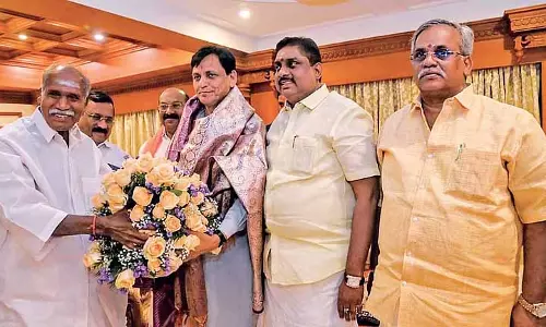 केंद्रीय मंत्री ने Puducherry में गरीबों को फ्लैट सौंपे