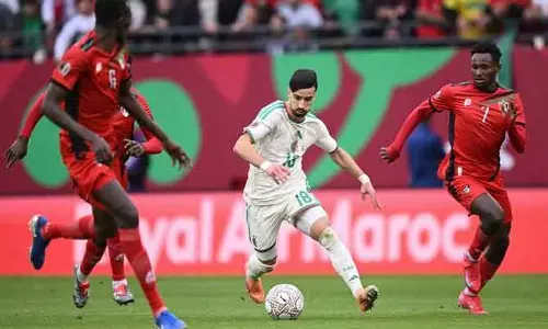 Sudan में खौफ के साये में फुटबॉलर: गोलियों की आवाज के बीच होटल में हुए कैद Sudan में खौफ के साये में फुटबॉलर: गोलियों की आवाज के बीच होटल में हुए कैद