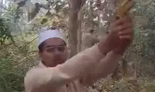 Meerut: दोस्तों के बीच गोलीबारी का स्टंट गलत, युवक घायल