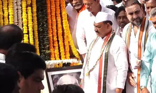 Congress स्थापना दिवस: हैदराबाद में रहने के बावजूद समारोह में नहीं पहुंचे CM रेवंत Congress स्थापना दिवस: हैदराबाद में रहने के बावजूद समारोह में नहीं पहुंचे CM रेवंत