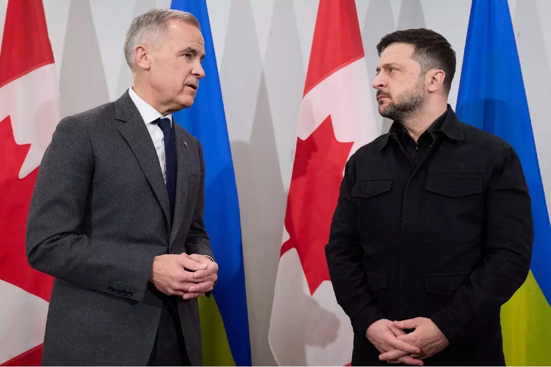 Canadian के PM ने ज़ेलेंस्की के साथ मीटिंग में यूक्रेन के लिए नए सपोर्ट का ऐलान किया Canadian के PM ने ज़ेलेंस्की के साथ मीटिंग में यूक्रेन के लिए नए सपोर्ट का ऐलान किया