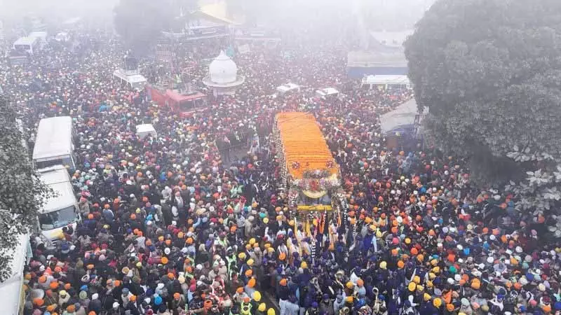 Punjab: नगर कीर्तन के साथ जोड़ मेला खत्म हुआ Punjab: नगर कीर्तन के साथ जोड़ मेला खत्म हुआ