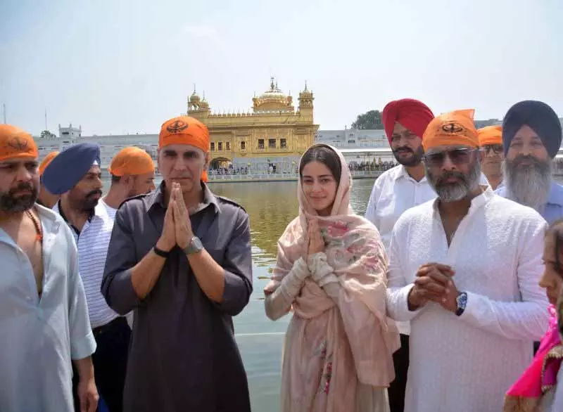 Amritsar को टिनसेल टाउन में खूब पसंद किया गया, जिसमें बहुत स्टार पावर है Amritsar को टिनसेल टाउन में खूब पसंद किया गया, जिसमें बहुत स्टार पावर है