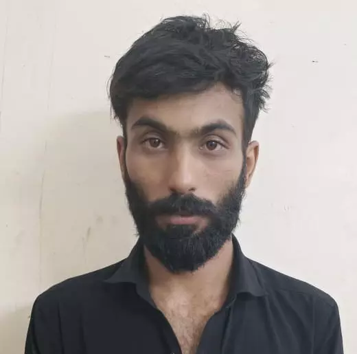 कमल विहार सेक्टर 4 में हेरोइन-ड्रग्स सप्लायर गिरफ्तार कमल विहार सेक्टर 4 में हेरोइन-ड्रग्स सप्लायर गिरफ्तार
