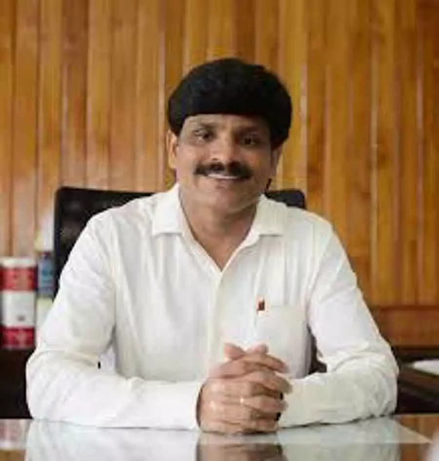 एससी, एसटी की शिकायतों का समाधान नहीं हुआ तो कार्रवाई होगी: District Collector एससी, एसटी की शिकायतों का समाधान नहीं हुआ तो कार्रवाई होगी: District Collector