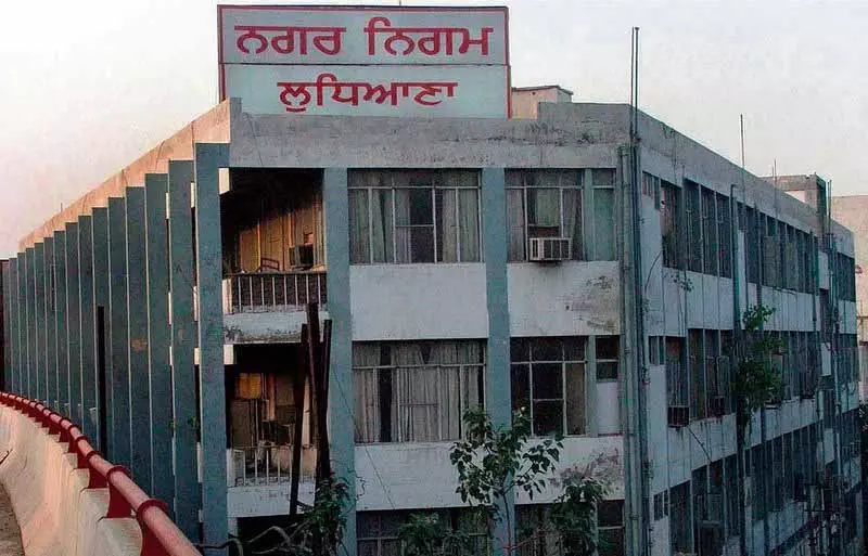 ग्रीन मोबिलिटी को बढ़ावा देने के लिए MC 100 EV चार्जिंग स्टेशन लगाने की योजना बना रहा है ग्रीन मोबिलिटी को बढ़ावा देने के लिए MC 100 EV चार्जिंग स्टेशन लगाने की योजना बना रहा है