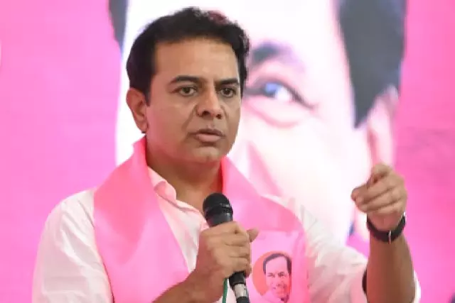 Telangana सरकार 5 लाख करोड़ रुपये की इंडस्ट्रियल ज़मीन बेच रही है: केटीआर Telangana सरकार 5 लाख करोड़ रुपये की इंडस्ट्रियल ज़मीन बेच रही है: केटीआर