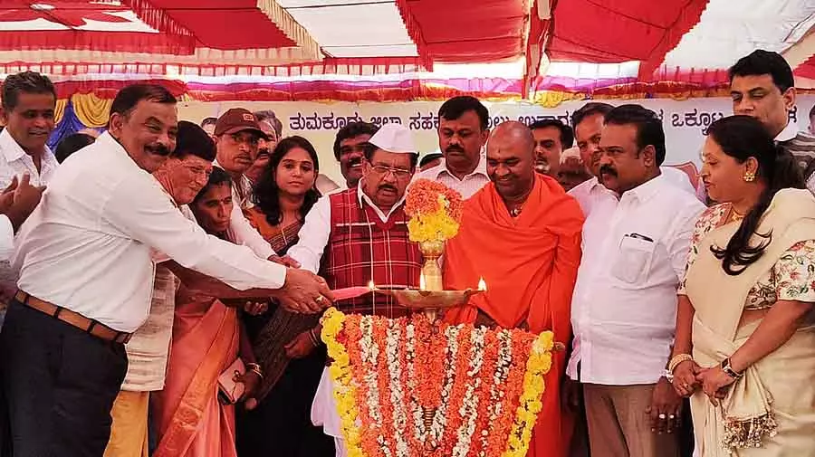 15 लाख लीटर कैपेसिटी वाली मेगा डेयरी जल्द बनेगी: Home Minister 15 लाख लीटर कैपेसिटी वाली मेगा डेयरी जल्द बनेगी: Home Minister
