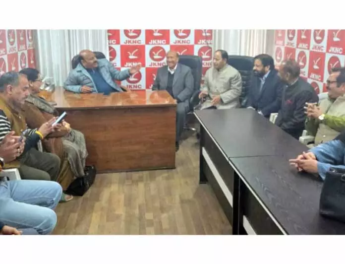 उपमुख्यमंत्री ने Jammu NC कार्यालय में जनता दरबार लगाया उपमुख्यमंत्री ने Jammu NC कार्यालय में जनता दरबार लगाया