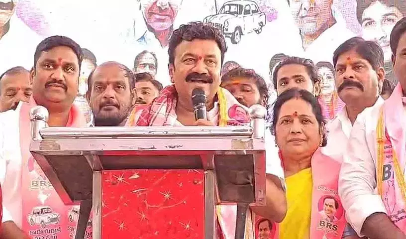 तलसानी श्रीनिवास यादव ने सभी वर्गों के साथ विश्वासघात के लिए Congress को दोषी ठहराया तलसानी श्रीनिवास यादव ने सभी वर्गों के साथ विश्वासघात के लिए Congress को दोषी ठहराया