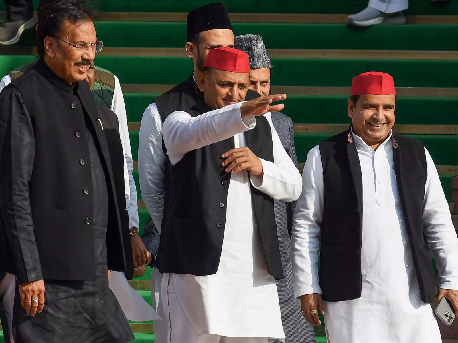Samajwadi Party ने मुंबई नगर निगम चुनावों के लिए 9 उम्मीदवारों की दूसरी सूची जारी की Samajwadi Party ने मुंबई नगर निगम चुनावों के लिए 9 उम्मीदवारों की दूसरी सूची जारी की