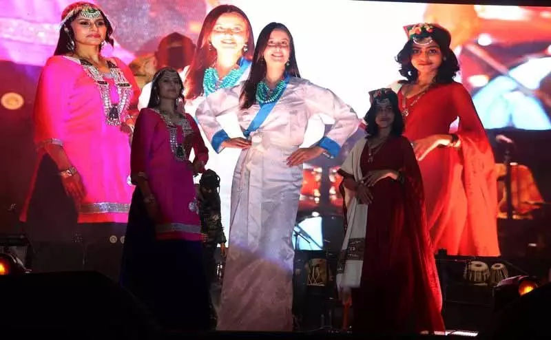 पूर्व मंत्री ने Kangra Carnival के लिए फंड पर व्हाइट पेपर मांगा पूर्व मंत्री ने Kangra Carnival के लिए फंड पर व्हाइट पेपर मांगा