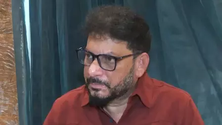 नितेश राणे के बयान पर वारिस पठान का पलटवार, मुझे भारत से कोई नहीं निकाल सकता नितेश राणे के बयान पर वारिस पठान का पलटवार, मुझे भारत से कोई नहीं निकाल सकता