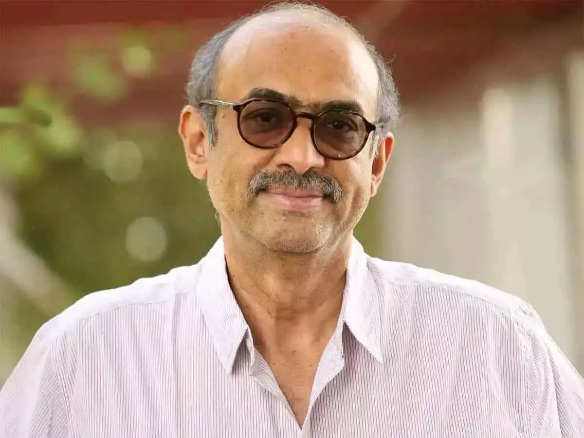 तेलुगु फिल्म चैंबर: भारी बहुमत से जीते Suresh Babu माना पैनल को दी शिकस्त तेलुगु फिल्म चैंबर: भारी बहुमत से जीते Suresh Babu माना पैनल को दी शिकस्त