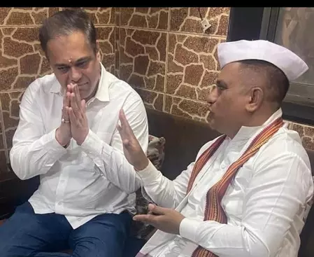 महाराष्ट्र नगर निगम चुनावों में महायुति गठबंधन को समर्थन देंगे मुंबई के डब्बावाला वर्कर्स महाराष्ट्र नगर निगम चुनावों में महायुति गठबंधन को समर्थन देंगे मुंबई के डब्बावाला वर्कर्स