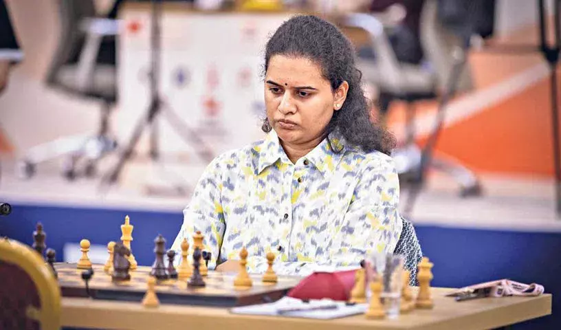 अर्जुन एरिगैसी और कोनेरू हंपी ने वर्ल्ड रैपिड चेस चैंपियनशिप में ब्रॉन्ज़ मेडल जीता अर्जुन एरिगैसी और कोनेरू हंपी ने वर्ल्ड रैपिड चेस चैंपियनशिप में ब्रॉन्ज़ मेडल जीता