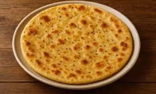 Namak Ajwain Paratha Recipe: ठंड में जरूर ट्राई करें नमक अजवाइन पराठा Namak Ajwain Paratha Recipe: ठंड में जरूर ट्राई करें नमक अजवाइन पराठा