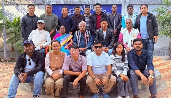 PB दासगुप्ता ने पत्रकारों से साहसी होने के साथ-साथ ज़िम्मेदार बनने का आग्रह किया PB दासगुप्ता ने पत्रकारों से साहसी होने के साथ-साथ ज़िम्मेदार बनने का आग्रह किया