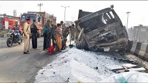 Ludhiana: घने कोहरे के कारण शहर के बाईपास पर चेन की टक्कर में 1 की मौत, 5 घायल