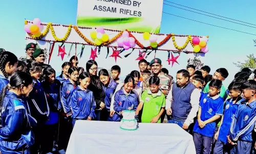 Kohima: असम राइफल्स ने मोन में छात्रों के लिए इंटरैक्टिव इवेंट आयोजित किया Kohima: असम राइफल्स ने मोन में छात्रों के लिए इंटरैक्टिव इवेंट आयोजित किया