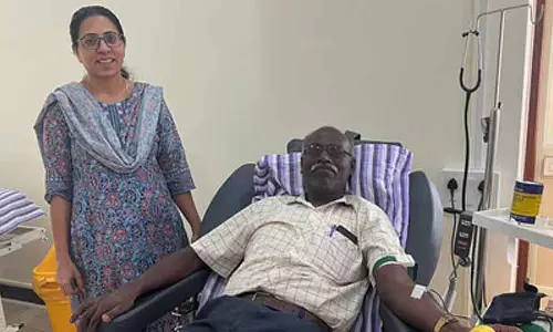 Tamil Nadu : सामाजिक कार्यकर्ता ने 101वीं बार रक्तदान किया Tamil Nadu : सामाजिक कार्यकर्ता ने 101वीं बार रक्तदान किया