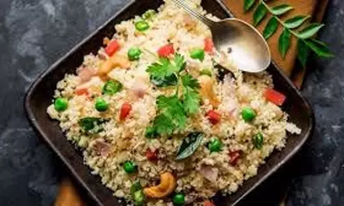 Ragi Suji Upma : 20 मिनट में बनाएं हेल्दी और टेस्टी रागी सूजी उपमा Ragi Suji Upma : 20 मिनट में बनाएं हेल्दी और टेस्टी रागी सूजी उपमा
