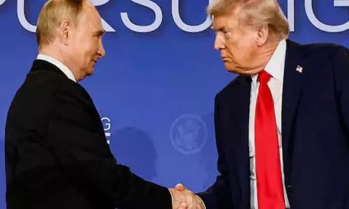 Trump ने पुतिन से बातचीत को बहुत फायदेमंद बताया, ज़ेलेंस्की से मुलाकात से पहले