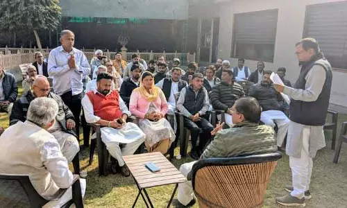 जुलाना रैली के बाद जेजेपी ने संगठन की समीक्षा की जुलाना रैली के बाद जेजेपी ने संगठन की समीक्षा की