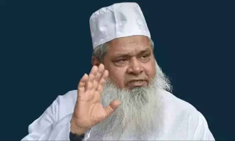 Assam राजनीति में भूचाल: अजमल ने भाजपा-कांग्रेस पर लगाया गुप्त गठजोड़ का आरोप Assam राजनीति में भूचाल: अजमल ने भाजपा-कांग्रेस पर लगाया गुप्त गठजोड़ का आरोप
