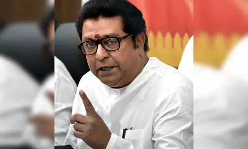 मुंबई में MNS की अहम बैठक, राज ठाकरे ने बीएमसी चुनाव को लेकर की पदाधिकारियों संग चर्चा