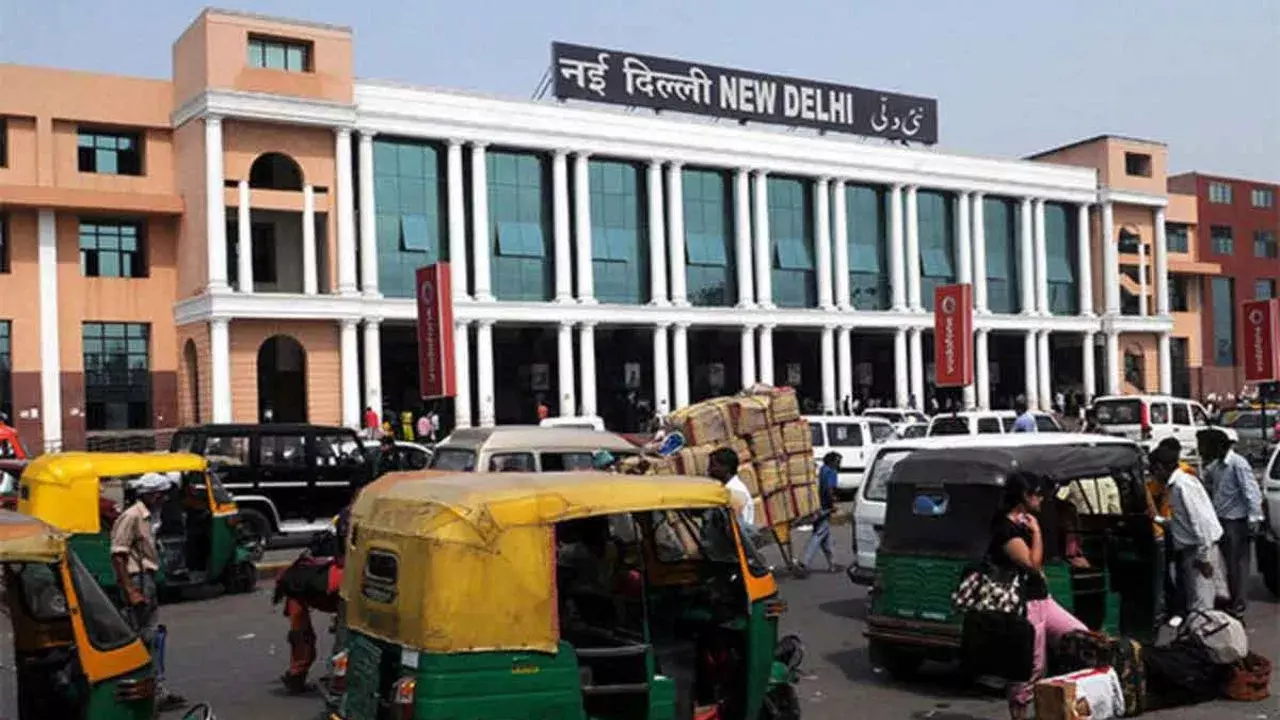 New Delhi: रेलवे ने दी बड़ी राहत, टिकट पोस्टपोनेशन फ्री