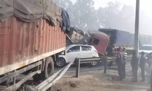 Ludhiana में कोहरे की वजह से हुई टक्कर में 1 की मौत, 5 घायल