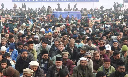 Ahmadiyya मुसलमानों का 3 दिन का सम्मेलन कादियान में खत्म हुआ Ahmadiyya मुसलमानों का 3 दिन का सम्मेलन कादियान में खत्म हुआ