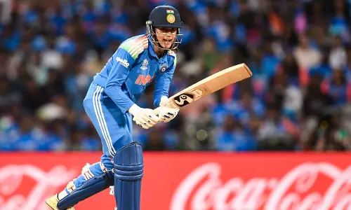 4th T20I: मंधाना 10,000 इंटरनेशनल रन बनाने वाली दूसरी भारतीय महिला बैटर बनीं 4th T20I: मंधाना 10,000 इंटरनेशनल रन बनाने वाली दूसरी भारतीय महिला बैटर बनीं
