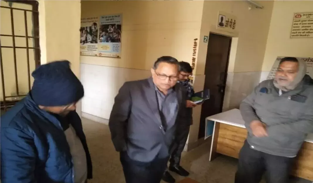Farrukhabad: CMO ने निरीक्षण कर ली व्यवस्थाओं की जानकारी