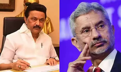मछुआरों की गिरफ्तारी को लेकर श्रीलंका पर दबाव बनाएं: CM स्टालिन ने EAM से कहा मछुआरों की गिरफ्तारी को लेकर श्रीलंका पर दबाव बनाएं: CM स्टालिन ने EAM से कहा