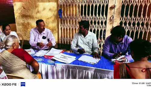 Post office case : अधिकारियों ने हलगानहल्ली गांव का दौरा किया Post office case : अधिकारियों ने हलगानहल्ली गांव का दौरा किया