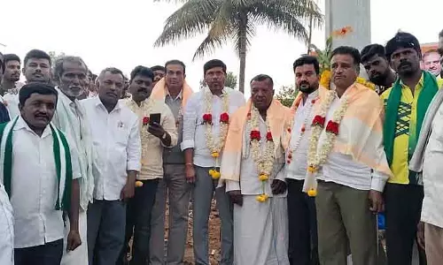 Karnataka : रेलवे फ्लाईओवर के निर्माण को प्राथमिकता दी गई