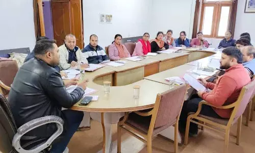बैजनाथ SDM ने कल्याणकारी योजनाओं पर समीक्षा बैठक की अध्यक्षता की