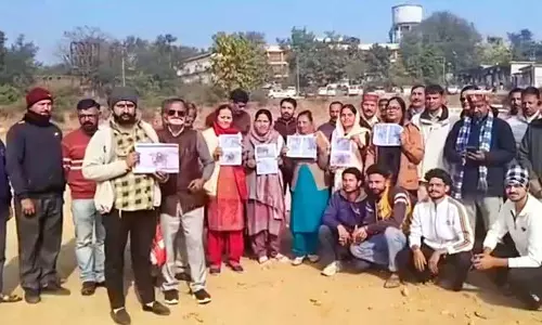 जवाली के लोगों ने पोंग वेटलैंड इलाके में जानवरों पर हो रहे अत्याचार का विरोध किया, SDM को मेमो सौंपा