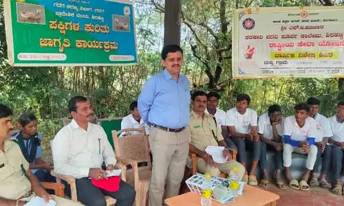 NSS सेवा की भावना पैदा करता है: तहसीलदार के. राघवेंद्र राव NSS सेवा की भावना पैदा करता है: तहसीलदार के. राघवेंद्र राव