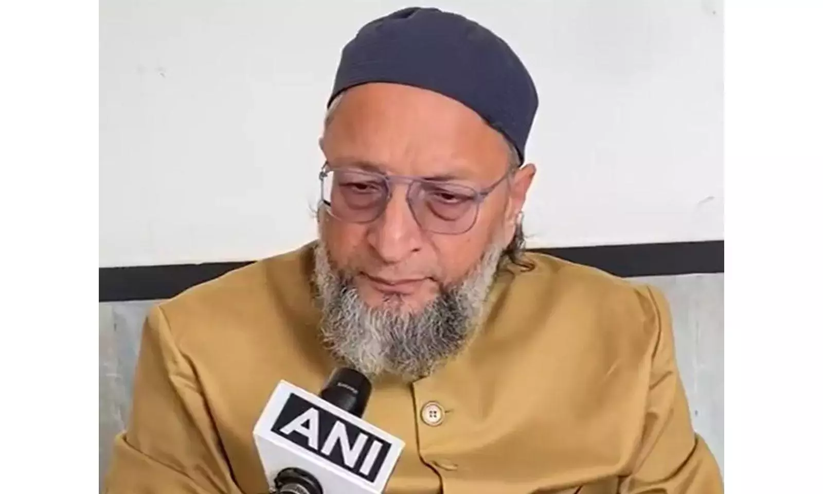 AIMIM MP ओवैसी ने बांग्लादेश में हिंसा की निंदा की AIMIM MP ओवैसी ने बांग्लादेश में हिंसा की निंदा की