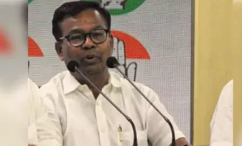 जीवन के सभी क्षेत्रों से महात्मा गांधी की विरासत को मिटाने की साजिश: Odisha Congress जीवन के सभी क्षेत्रों से महात्मा गांधी की विरासत को मिटाने की साजिश: Odisha Congress