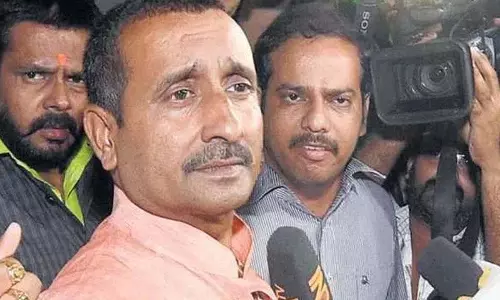 Supreme Court ने उन्नाव रेप के दोषी कुलदीप सेंगर की रिहाई पर रोक लगाई